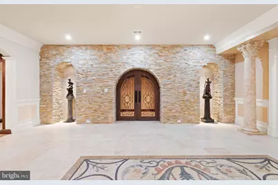 938 Peacock Station Road, McLean, VA 22102 - Photo 37