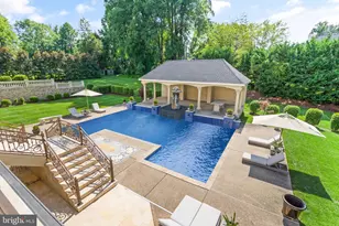 938 Peacock Station Rd, McLean, VA 22102 - Photo 47