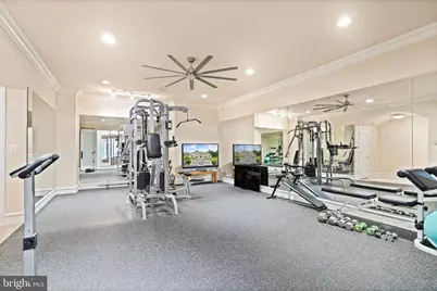 938 Peacock Station Road, McLean, VA 22102 - Photo 45