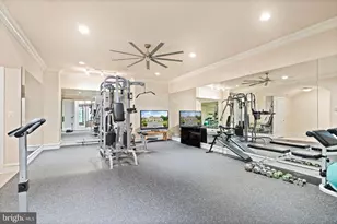 938 Peacock Station Rd, McLean, VA 22102 - Photo 45
