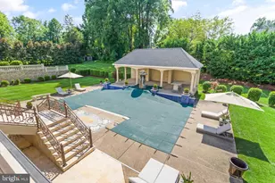 938 Peacock Station Rd, McLean, VA 22102 - Photo 47