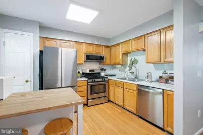 5964 Edgehill Court, Alexandria, VA 22303 - Photo 11