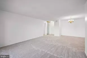 8340 Greensboro Dr, McLean, VA 22102 - Photo 11