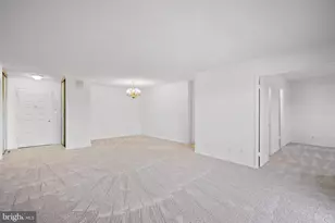 8340 Greensboro Dr, McLean, VA 22102 - Photo 9