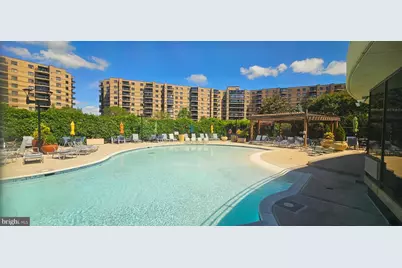 8340 Greensboro Drive #625, McLean, VA 22102 - Photo 37
