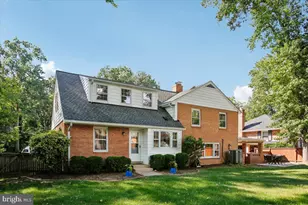 8505 Stable Dr, Alexandria, VA 22308 - Photo 5