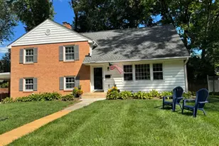 8505 Stable Dr, Alexandria, VA 22308 - Photo 1