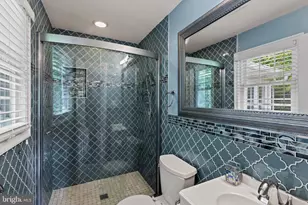3713 Chanel Rd, Annandale, VA 22003 - Photo 31