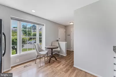 6033 Kestner Circle, Alexandria, VA 22315 - Photo 7