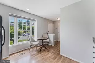 6033 Kestner Cir, Alexandria, VA 22315 - Photo 7