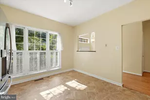 1213 Weatherstone Ct, Reston, VA 20194 - Photo 9
