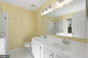 1213 Weatherstone Ct, Reston, VA 20194 - Photo 25