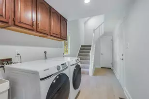 1289 Middleton Ct, Vienna, VA 22182 - Photo 23