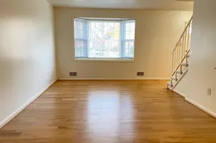 6802 Dina Leigh Ct, Springfield, VA 22153 - Photo 9