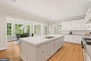 7808 Grovemont Dr, McLean, VA 22102 - Photo 17