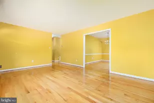 3419 Beechcraft Dr, Alexandria, VA 22306 - Photo 9