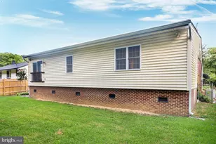 3419 Beechcraft Dr, Alexandria, VA 22306 - Photo 29