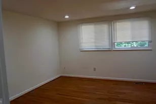 8179 Curving Creek Ct, Springfield, VA 22153 - Photo 13