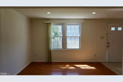 8179 Curving Creek Court, Springfield, VA 22153 - Photo 9