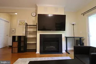 2765 Centerboro Dr, Vienna, VA 22181 - Photo 9