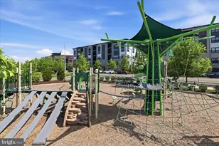 12850 Mosaic Pk Wy, Herndon, VA 20171 - Photo 29