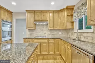 5021 Fleming Dr, Annandale, VA 22003 - Photo 19