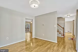 5021 Fleming Dr, Annandale, VA 22003 - Photo 7
