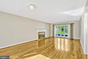 5021 Fleming Dr, Annandale, VA 22003 - Photo 9