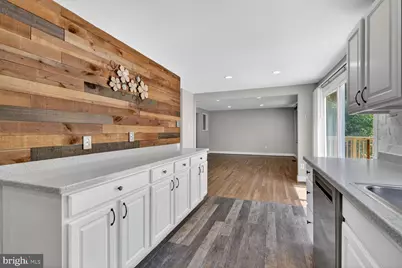 9501 Ironmaster Drive, Burke, VA 22015 - Photo 13