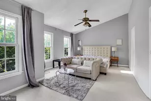12300 Quiet Hollow Ct, Fairfax, VA 22033 - Photo 15
