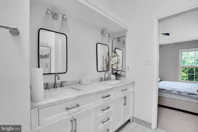 12300 Quiet Hollow Court, Fairfax, VA 22033 - Photo 25