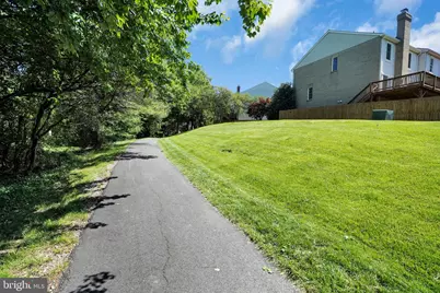12300 Quiet Hollow Court, Fairfax, VA 22033 - Photo 37