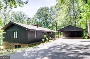 10236 Lawyers Rd, Vienna, VA 22181 - Photo 1