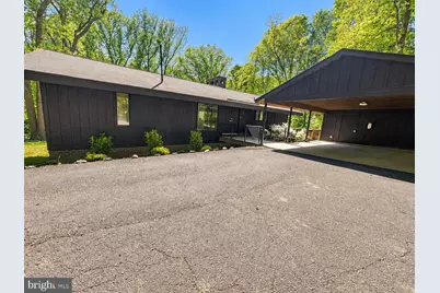 10236 Lawyers Road, Vienna, VA 22181 - Photo 1