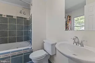 5537 Kendrick Ln, Burke, VA 22015 - Photo 31