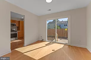 5537 Kendrick Ln, Burke, VA 22015 - Photo 17