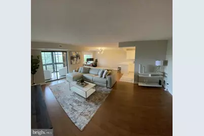 8340 Greensboro Drive #518, McLean, VA 22102 - Photo 7