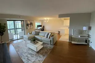 8340 Greensboro Dr, McLean, VA 22102 - Photo 7
