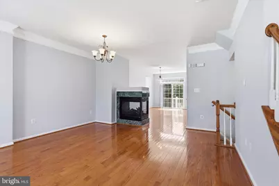 4677 Carisbrooke Lane, Fairfax, VA 22030 - Photo 7
