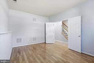 4677 Carisbrooke Ln, Fairfax, VA 22030 - Photo 29