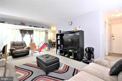 1914 Wilson #204, McLean, VA 22102 - Photo 3