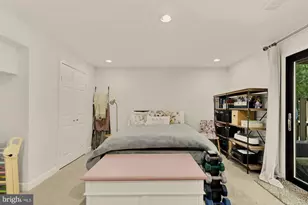 11170 Forest Edge Dr, Reston, VA 20190 - Photo 27