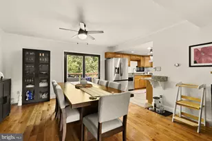 11170 Forest Edge Dr, Reston, VA 20190 - Photo 7