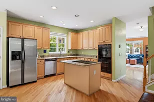 1212 Wild Hawthorn Way, Reston, VA 20194 - Photo 15