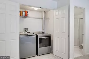 1212 Wild Hawthorn Way, Reston, VA 20194 - Photo 37
