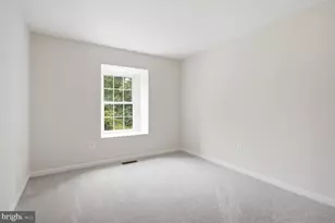 6165 Forest Creek Ln, Springfield, VA 22152 - Photo 33