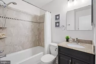 6165 Forest Creek Ln, Springfield, VA 22152 - Photo 31