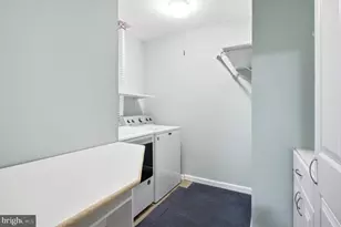 6165 Forest Creek Ln, Springfield, VA 22152 - Photo 41