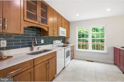 6165 Forest Creek Lane, Springfield, VA 22152 - Photo 19