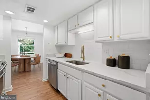 1579 Poplar Grove Dr, Reston, VA 20194 - Photo 7